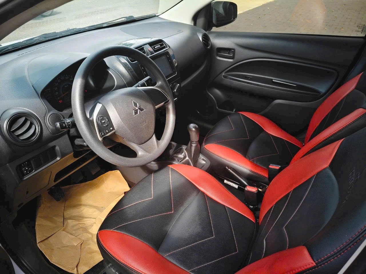 Hình ảnh xe MITSUBISHI ATTRAGE MT 2022