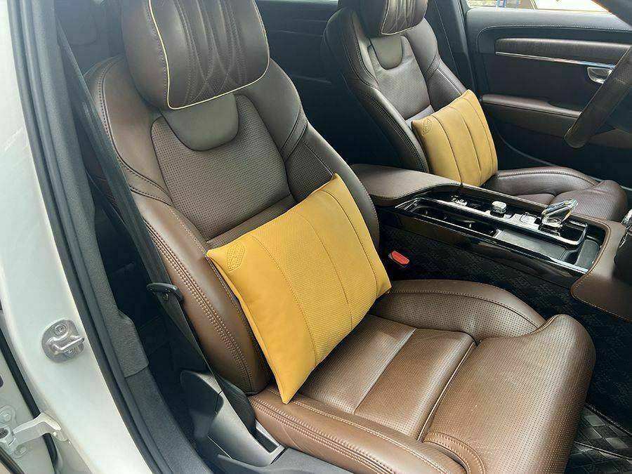 Hình ảnh xe Gối tựa lưng cao cấp- Chống đau lưng , tạo sự dễ chịu thoải mái