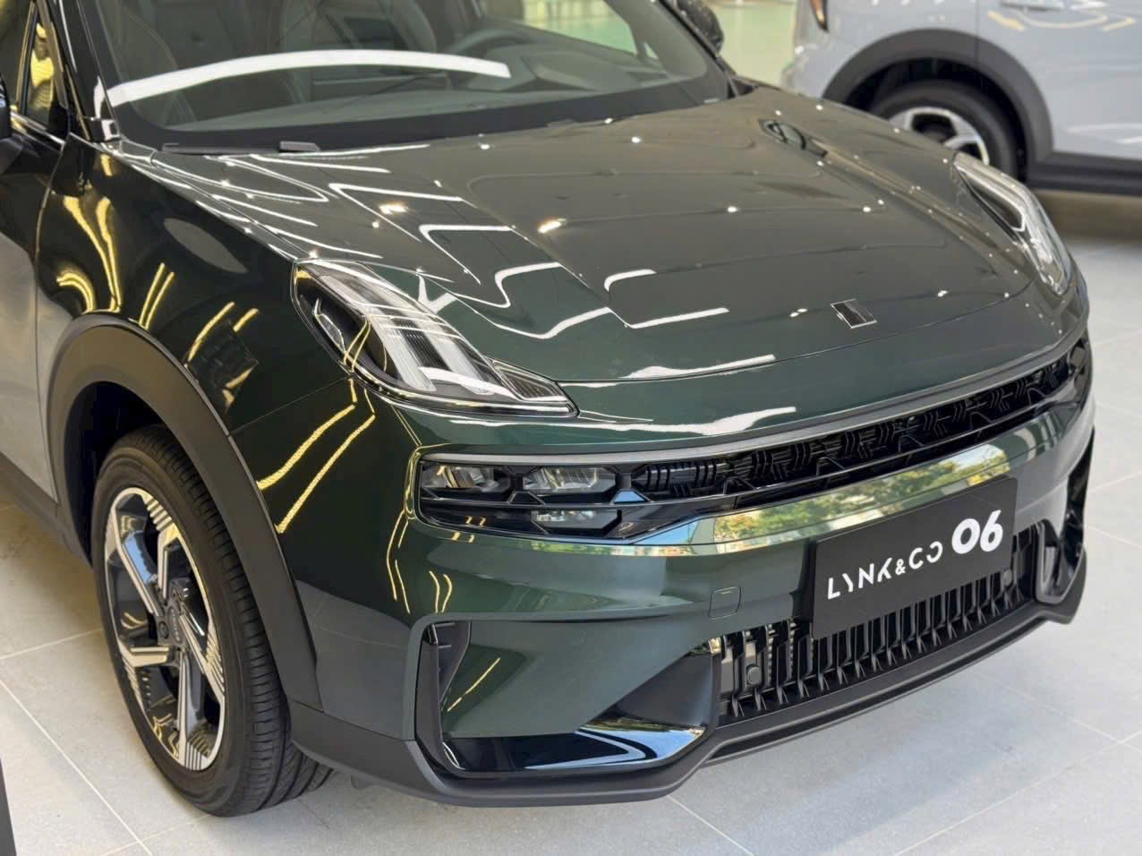 Hình ảnh xe Lynk & Co 06 Green Sonic