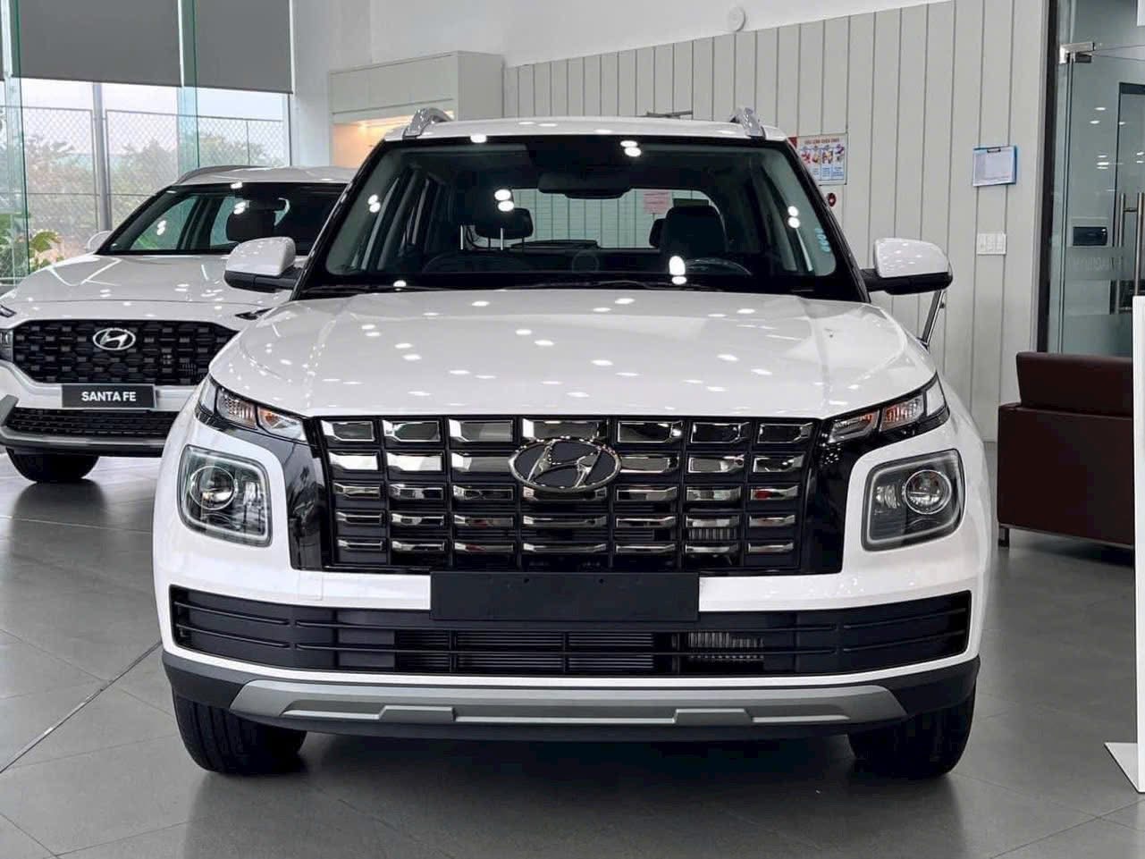 Hình ảnh xe HYUNDAI VENUE ĐẶC BIỆT- Trắng- 2025