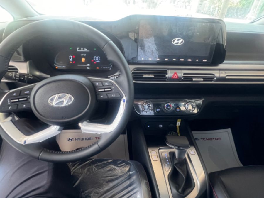 Hình ảnh xe HYUNDAI STARGAZER CAO CẤP 2025 - trắng