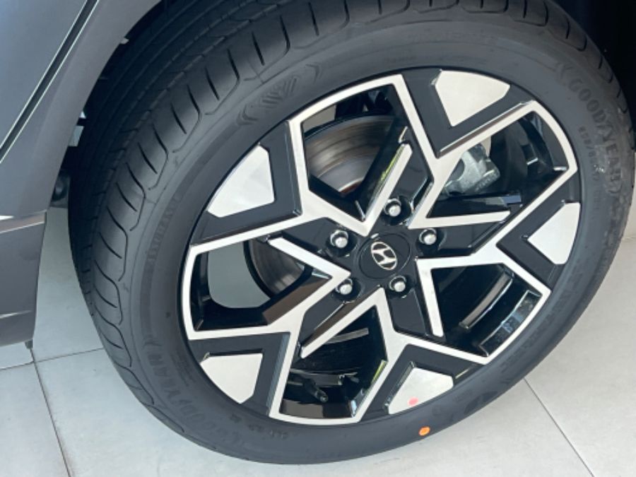 Hình ảnh xe HYUNDAI STARGAZER CAO CẤP 2025 - trắng