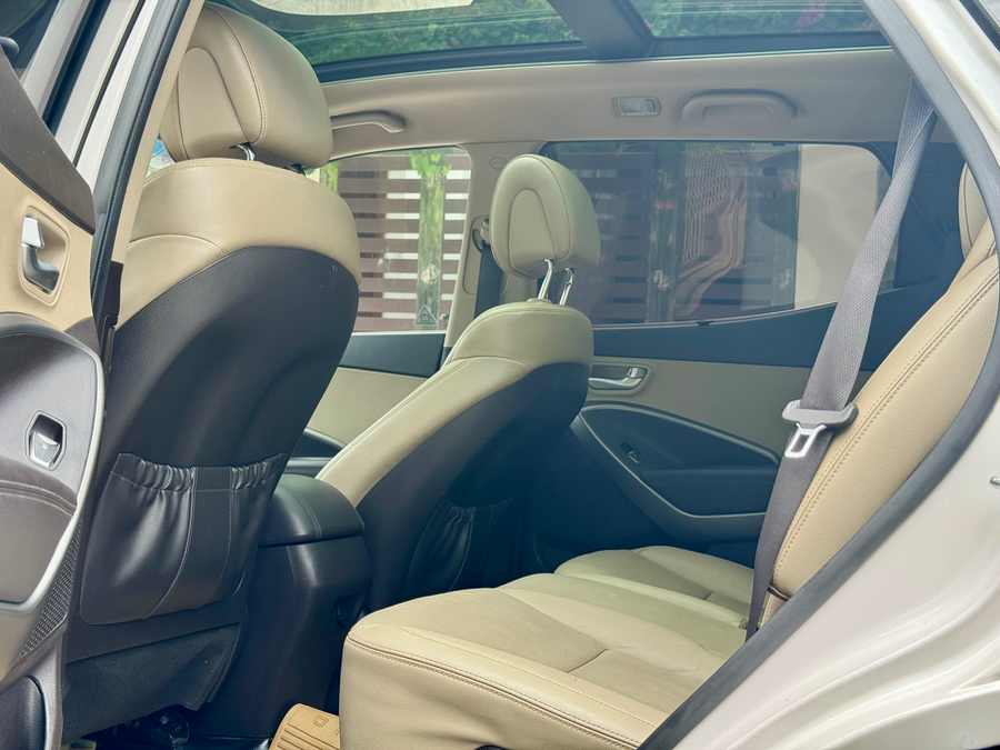 Hình ảnh xe HYUNDAI SANTA FE CRDI 4WD 2016 - 90.000KM