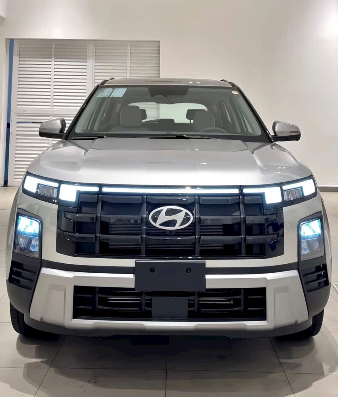 Hình ảnh xe HYUNDAI CRETA FL 2025 -Trắng
