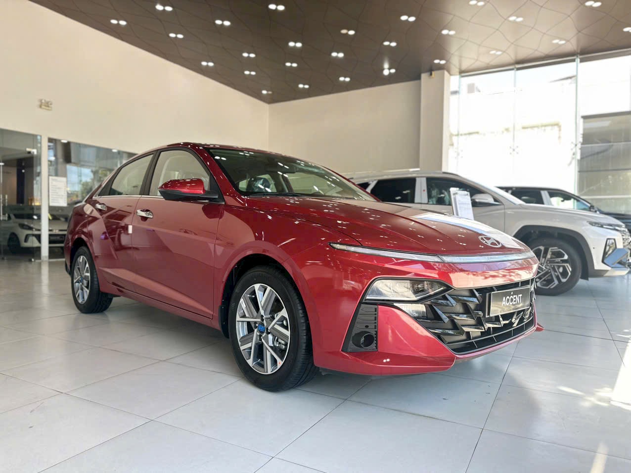 Hình ảnh xe HYUNDAI ACCENT 1.5 CAO CẤP-ĐỎ