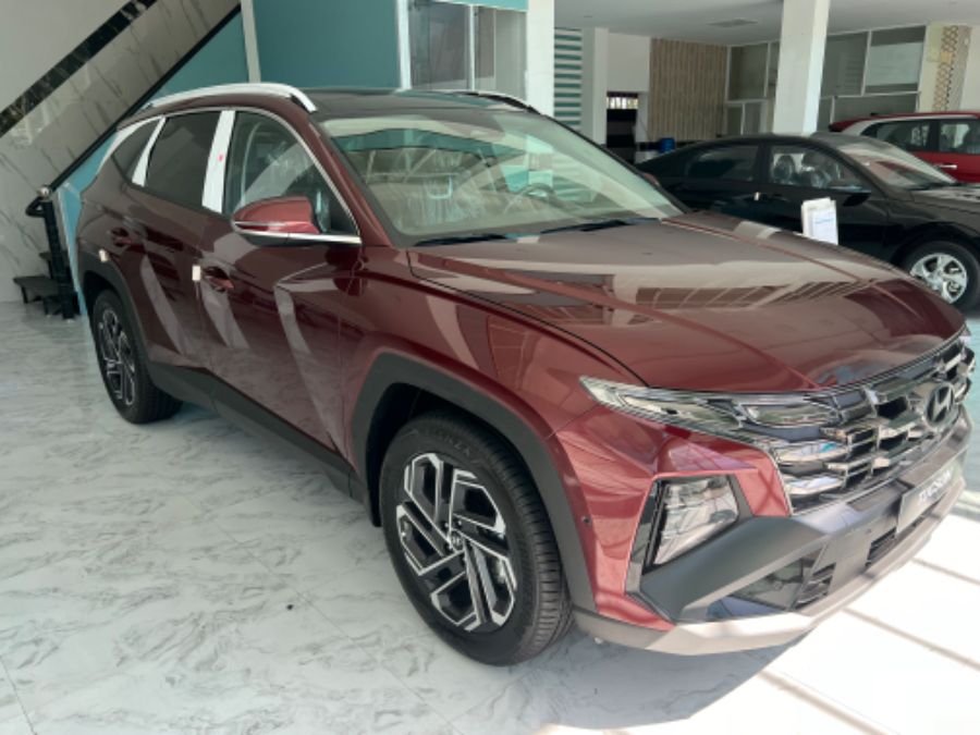 Hình ảnh xe HYUNDAI TUCSON 1.6 TURBO- ĐỎ