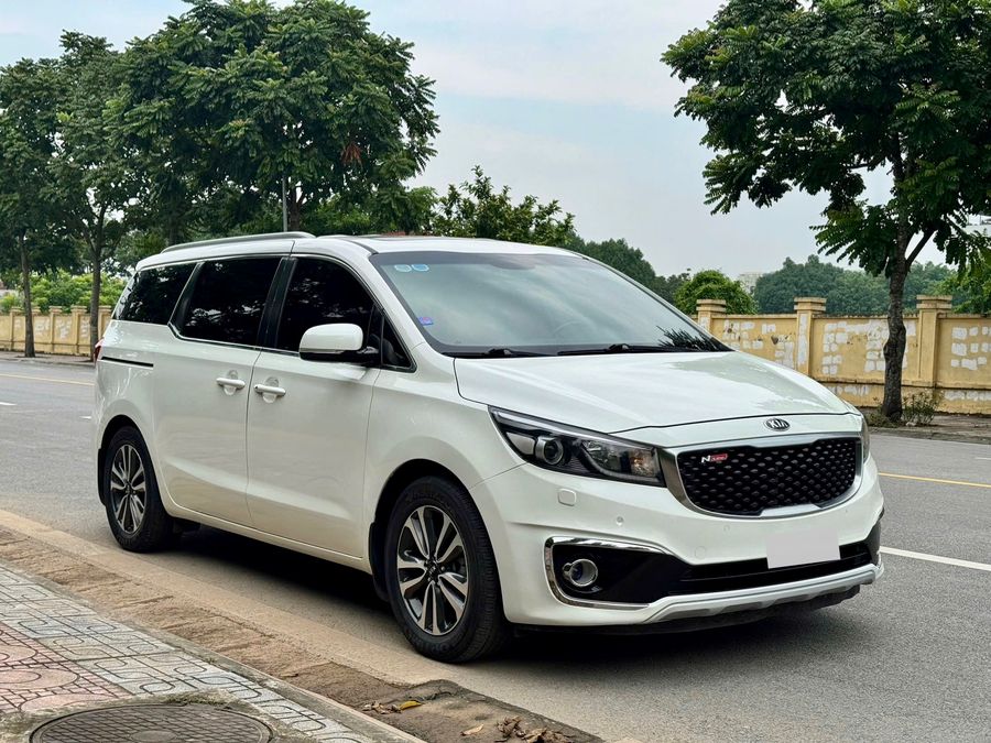 Hình ảnh xe Kia sedona 2.2D ATH Sx 2017 Bản Full