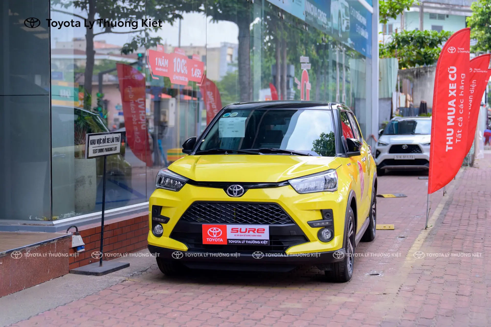 Hình ảnh xe TOYOTA RAIZE 2024