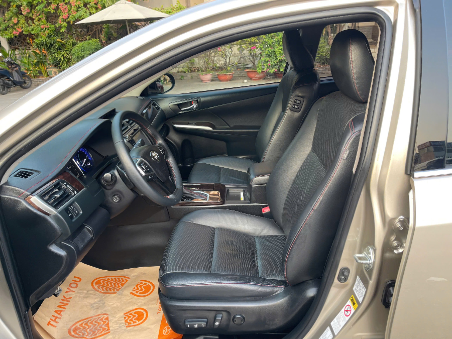 Hình ảnh xe TOYOTA CAMRY 2017 - 57.200KM