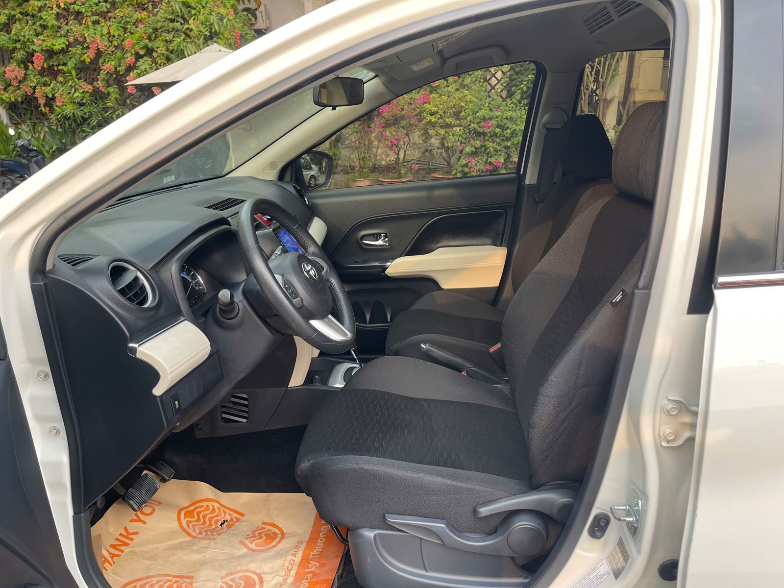 Hình ảnh xe TOYOTA RUSH 2021 - 66.800KM