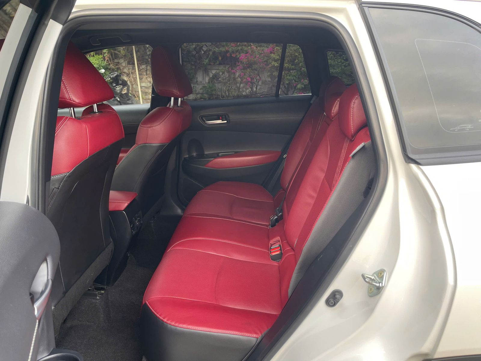 Hình ảnh xe TOYOTA COROLLA CROSS 2024 - 30.500KM