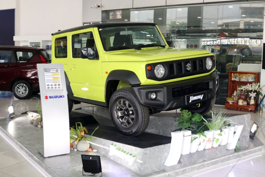 Hình ảnh xe SUZUKI JIMNY 2024 VÀNG NÓC ĐEN - CHUYÊN OFFROAD - 2 CẦU