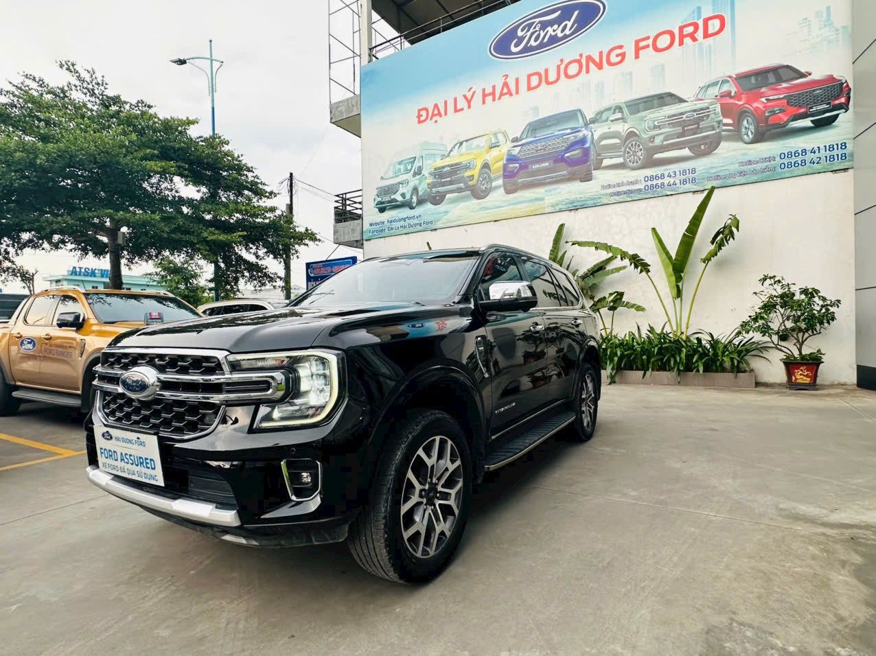 Hình ảnh xe FORD EVEREST TITANIUM 4x2 2023- 13.000 KM