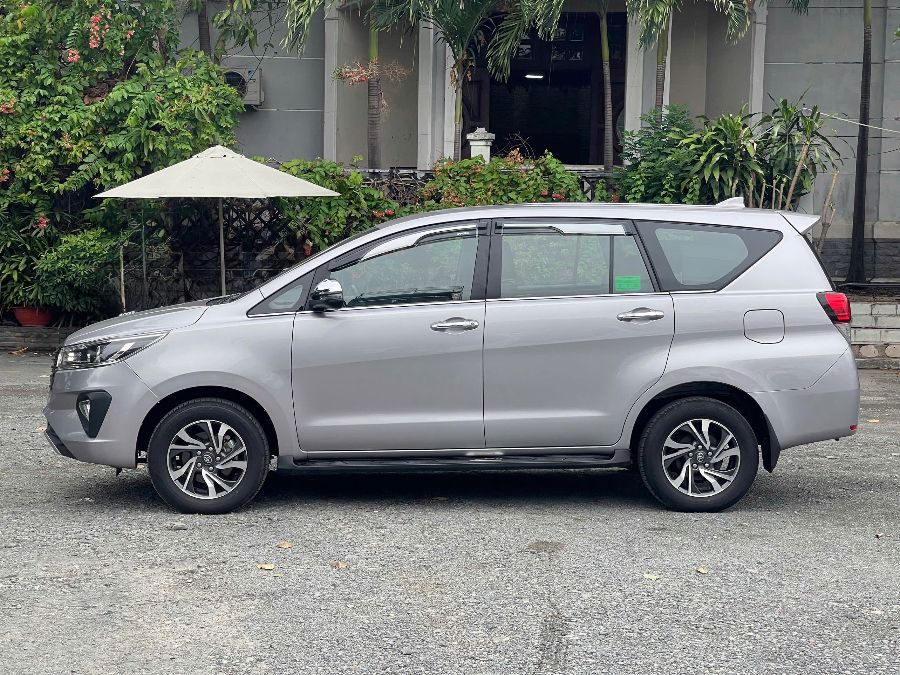 Hình ảnh xe TOYOTA INNOVA 2021 - 6.600KM
