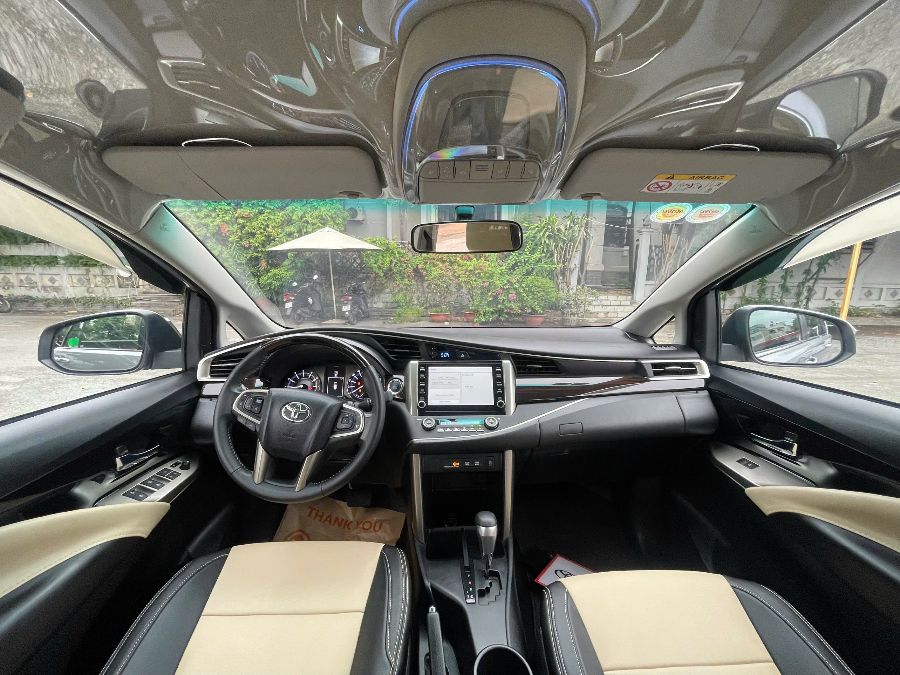 Hình ảnh xe TOYOTA INNOVA 2021 - 6.600KM