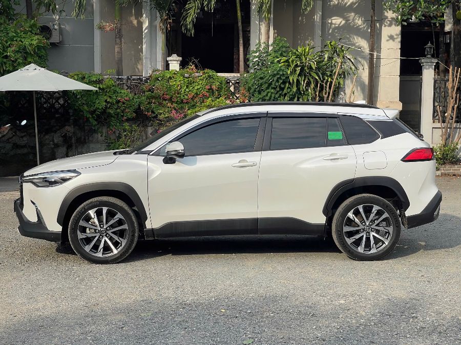 Hình ảnh xe TOYOTA COROLLA CROSS 2013 - 19.000KM