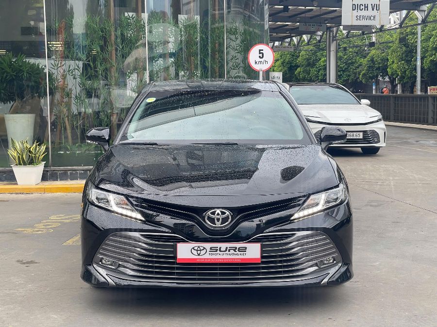Hình ảnh xe TOYOTA CAMRY 2019 - 52.300KM