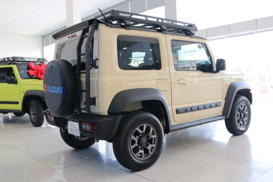 Hình ảnh xe SUZUKI JIMNY CHUYÊN OFFROAD - 2024 - MÀU TRẮNG NGÀ