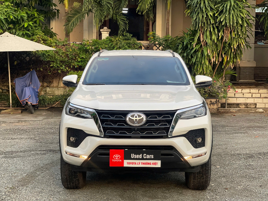 Hình ảnh xe TOYOTA FORTUNER 2024 - 3.100KM