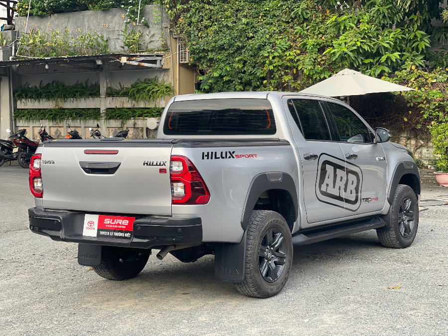 Hình ảnh xe TOYOTA HILUX 2024 - 25.700KM