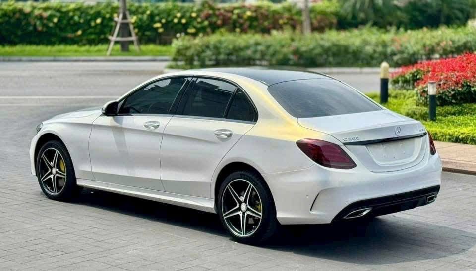 Hình ảnh xe Mercedes-Benz C300 AMG – SX 2016, Sedan thể thao hạng sang