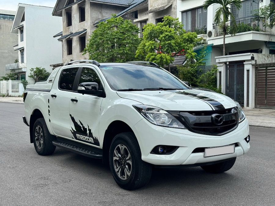 Hình ảnh xe Mazda BT50 2.2l 4x2 sx năm 2020