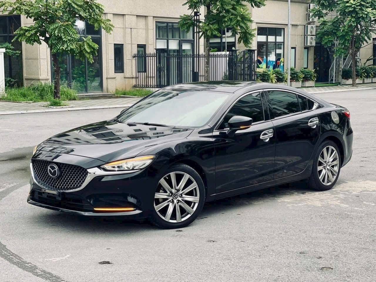 Hình ảnh xe Mazda 6 2.5 Signature Premium 2022 – Sedan hạng D đẳng cấp, chuẩn doanh nhân