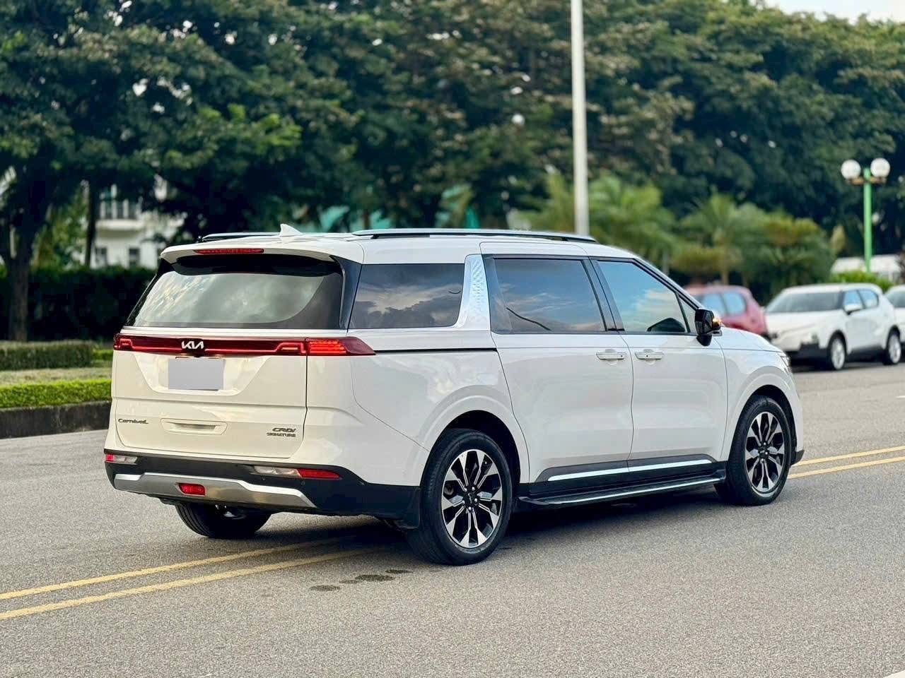 Hình ảnh xe Kia Carnival 2.2D Signature – SX 2021, MPV gia đình cao cấp