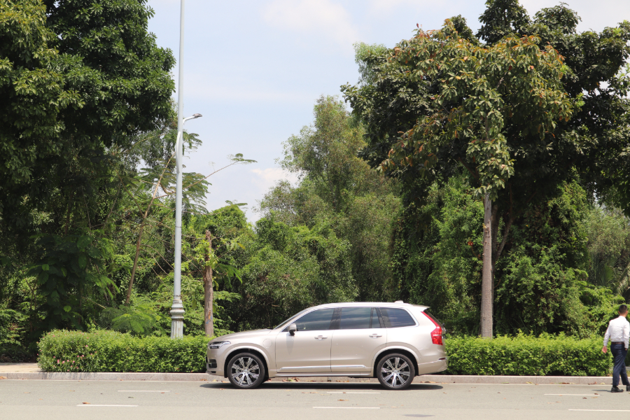 Hình ảnh xe VOLVO XC90 PLUG-IN HYBRID ULTRA 2025