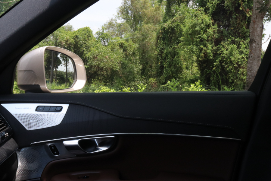 Hình ảnh xe VOLVO XC90 PLUG-IN HYBRID ULTRA 2025