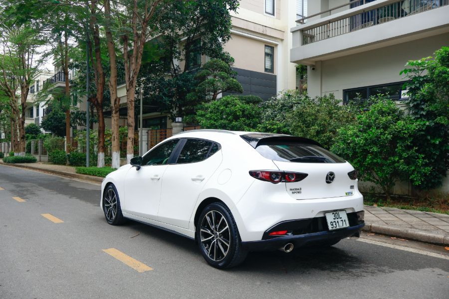 Hình ảnh xe MAZDA 3 SPORT TRẮNG 2020 - 78,000KM