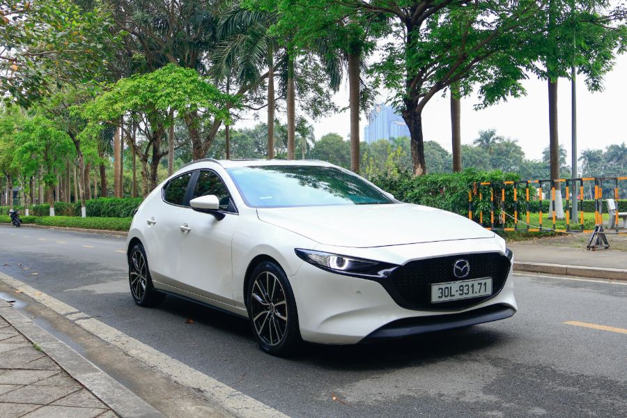 Hình ảnh xe MAZDA 3 SPORT TRẮNG 2020 - 78,000KM
