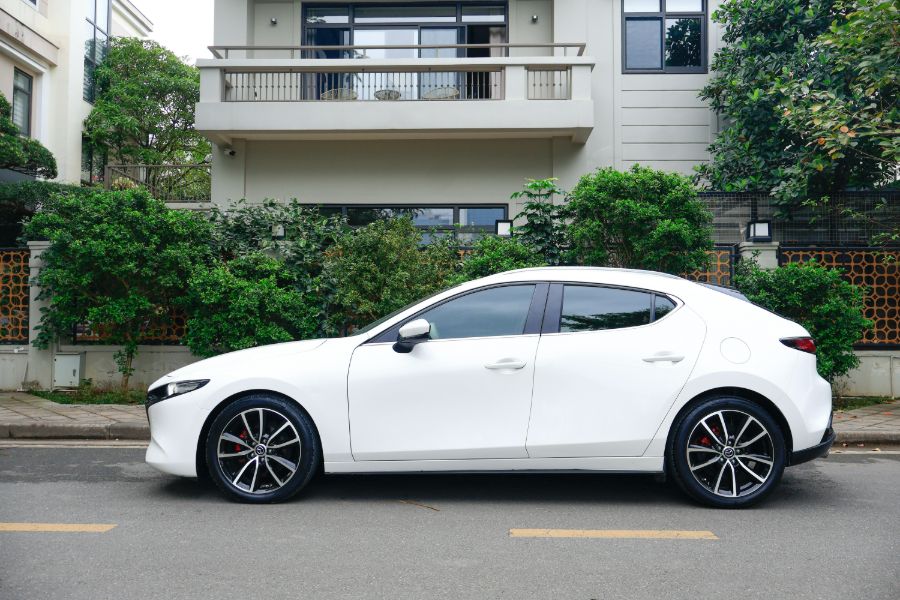 Hình ảnh xe MAZDA 3 SPORT TRẮNG 2020 - 78,000KM