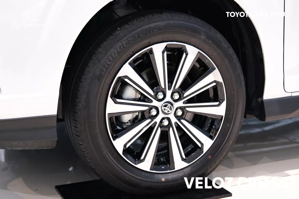 Hình ảnh xe TOYOTA VELOZ CROSS 2025 