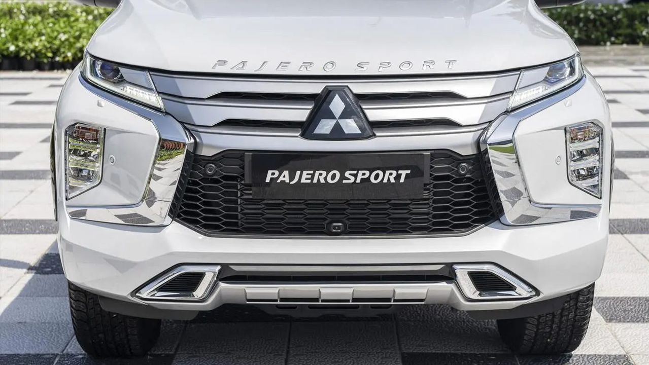 Hình ảnh xe MITSUBISHI PAJERO  D 4X2 AT Diesel 2.4L MIVEC 2024
