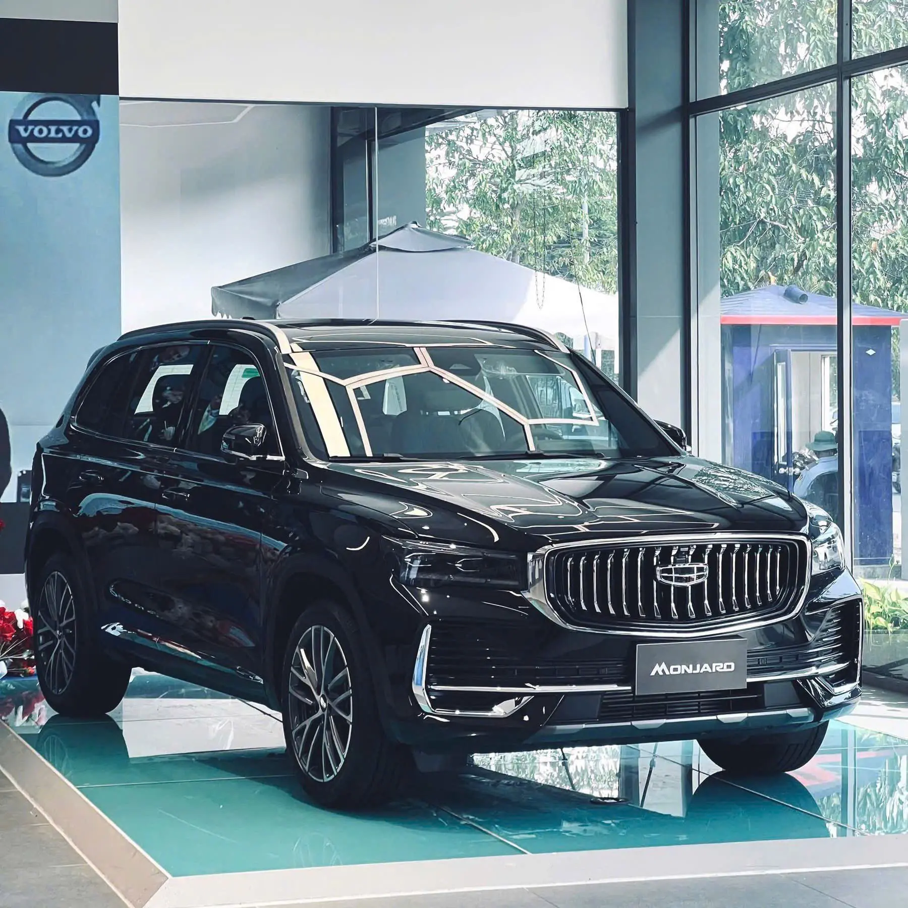 Hình ảnh xe GEELY MONJARO FLAGSHIP NĂM 2025