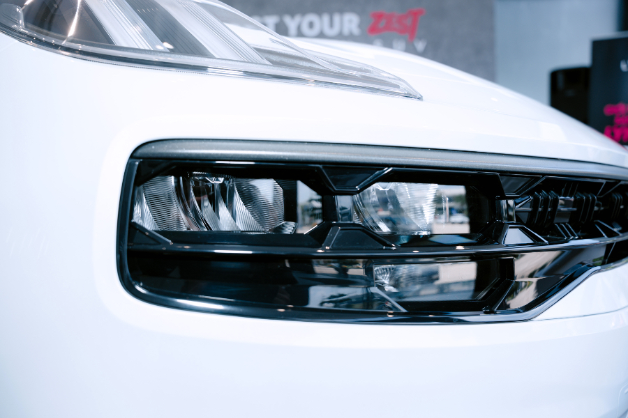 Hình ảnh xe LYNK & CO 06 CORE PLUS - 1.5 TURBO - Trắng - 2025