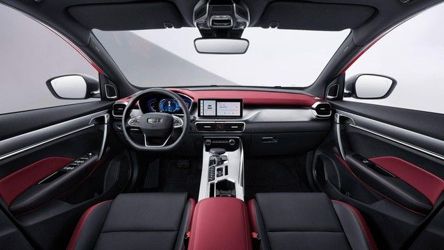Hình ảnh xe GEELY COOLRAY FLAGSHIP 2025 MÀU BẠC