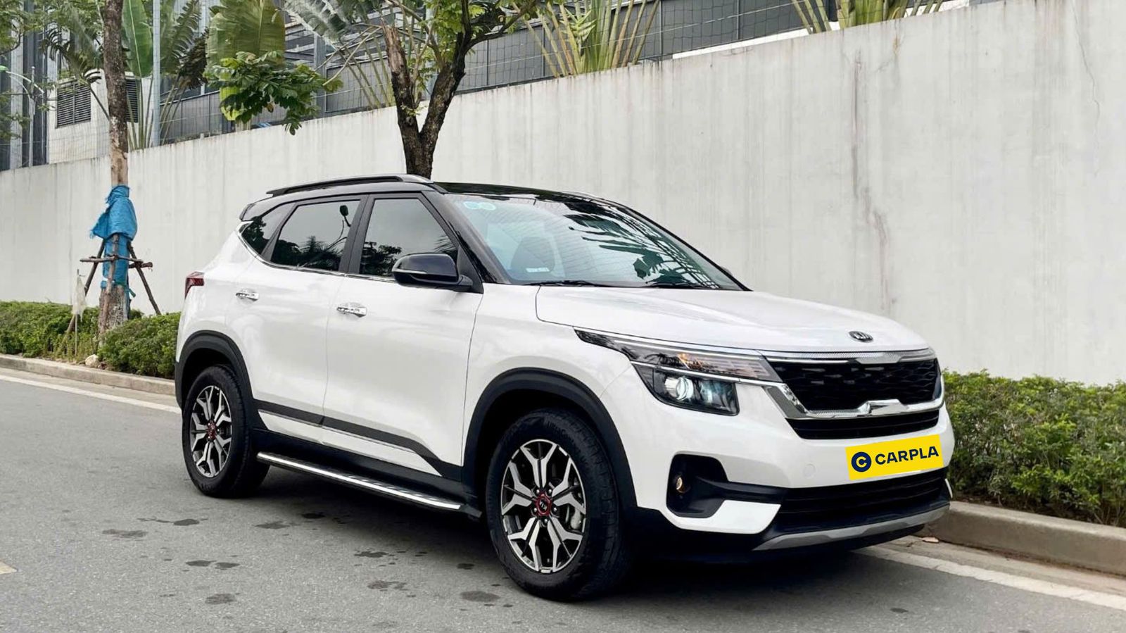 Hình ảnh xe KIA SELTOS LUXURY TRẮNG 2021 - 24,000KM