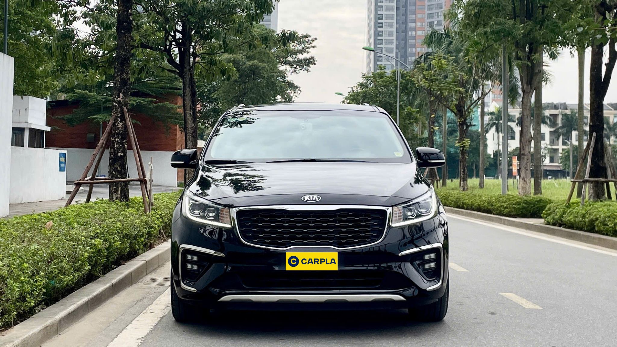 Hình ảnh xe KIA SEDONA 2.2D LUXURY ĐEN 2019 - 145,000KM