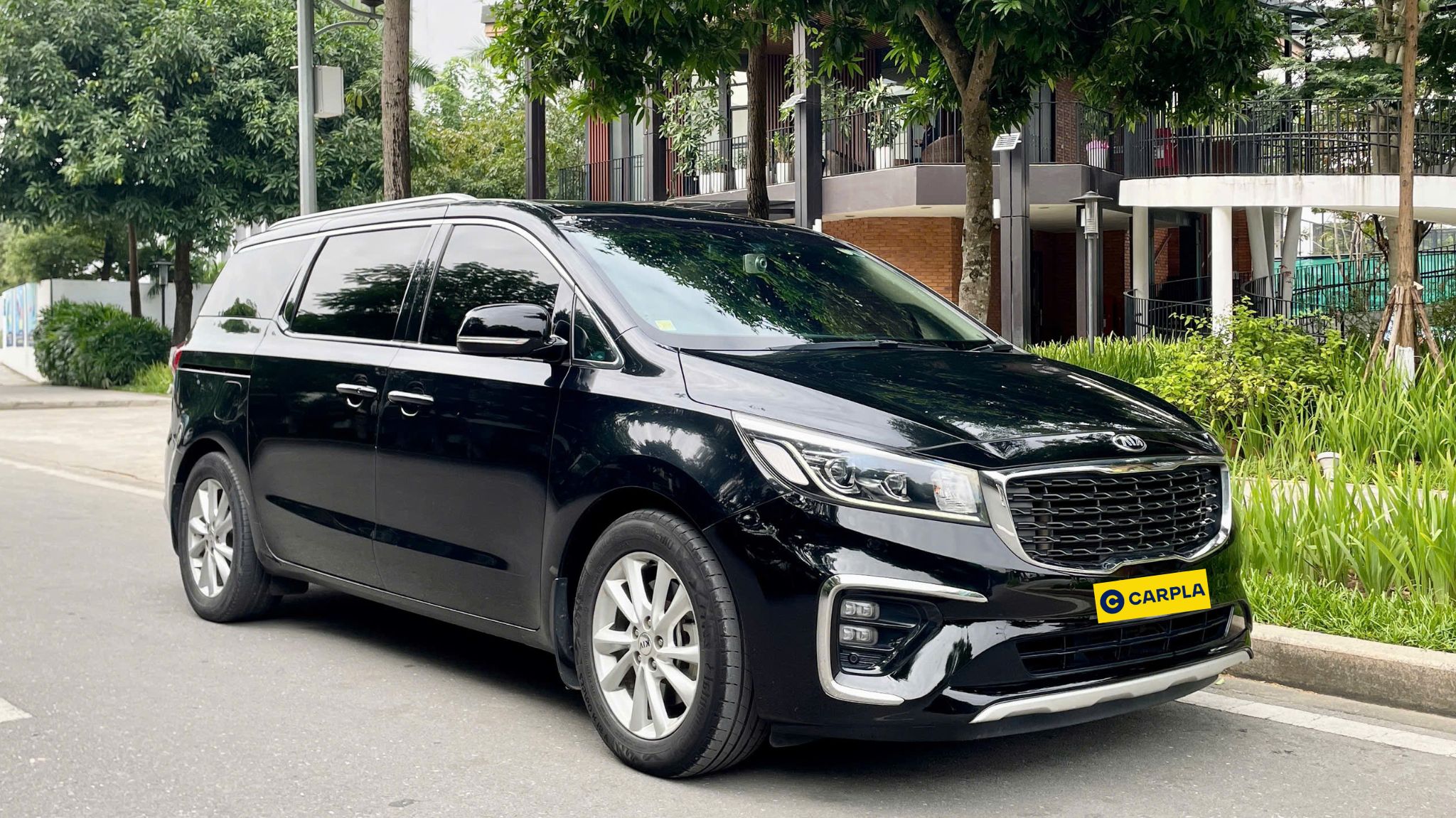 Hình ảnh xe KIA SEDONA 2.2D LUXURY ĐEN 2019 - 145,000KM