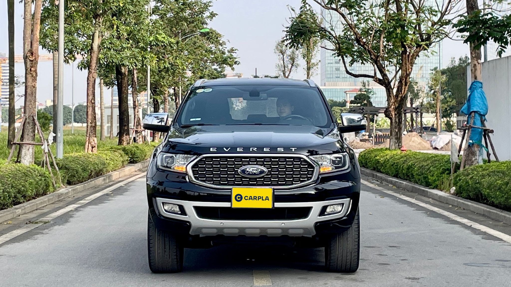 Hình ảnh xe FORD EVEREST TITANIUM 2.0L ĐEN 2020 - 100,000KM