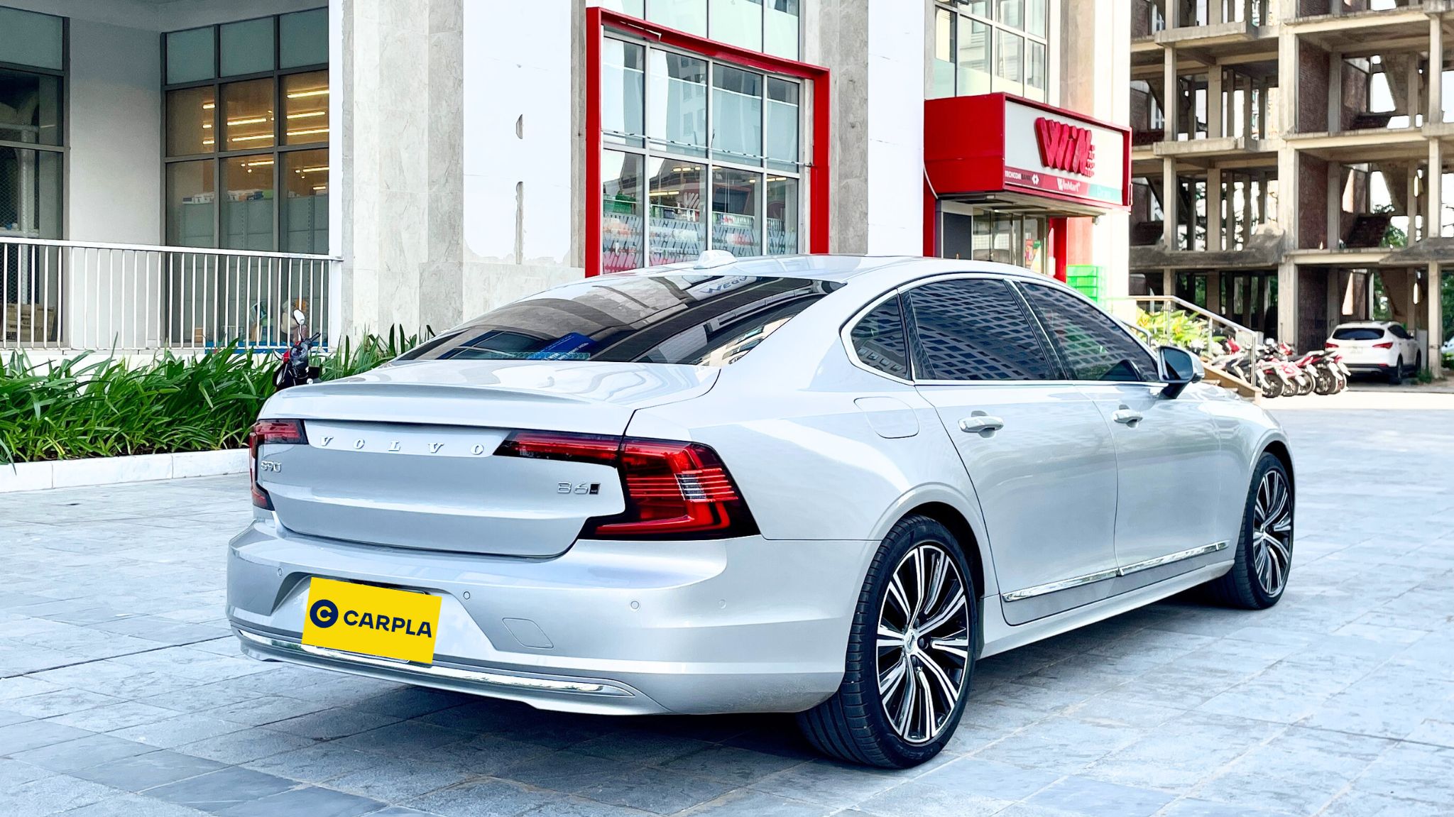 Hình ảnh xe VOLVO S90 LONG B6 2022 BẠC- 50,000KM