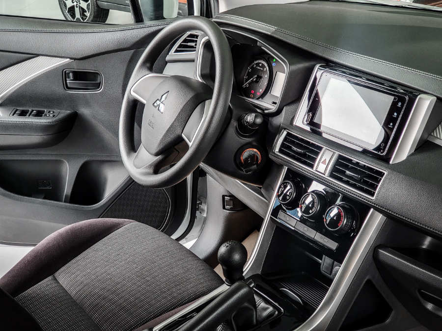 Hình ảnh xe MITSUBISHI XPANDER MT 1.5L 2025