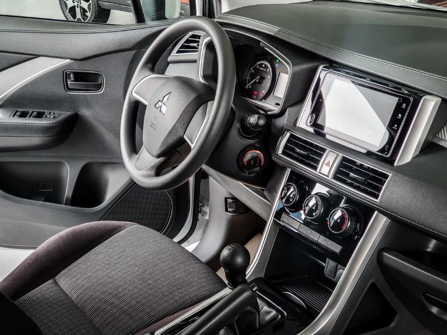 Hình ảnh xe MITSUBISHI XPANDER MT 1.5L 2025