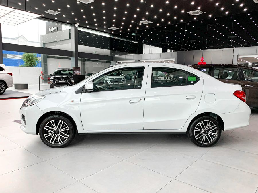 Hình ảnh xe MITSUBISHI ATTRAGE MT - 2025 - TRẮNG - XE MỚI 100%
