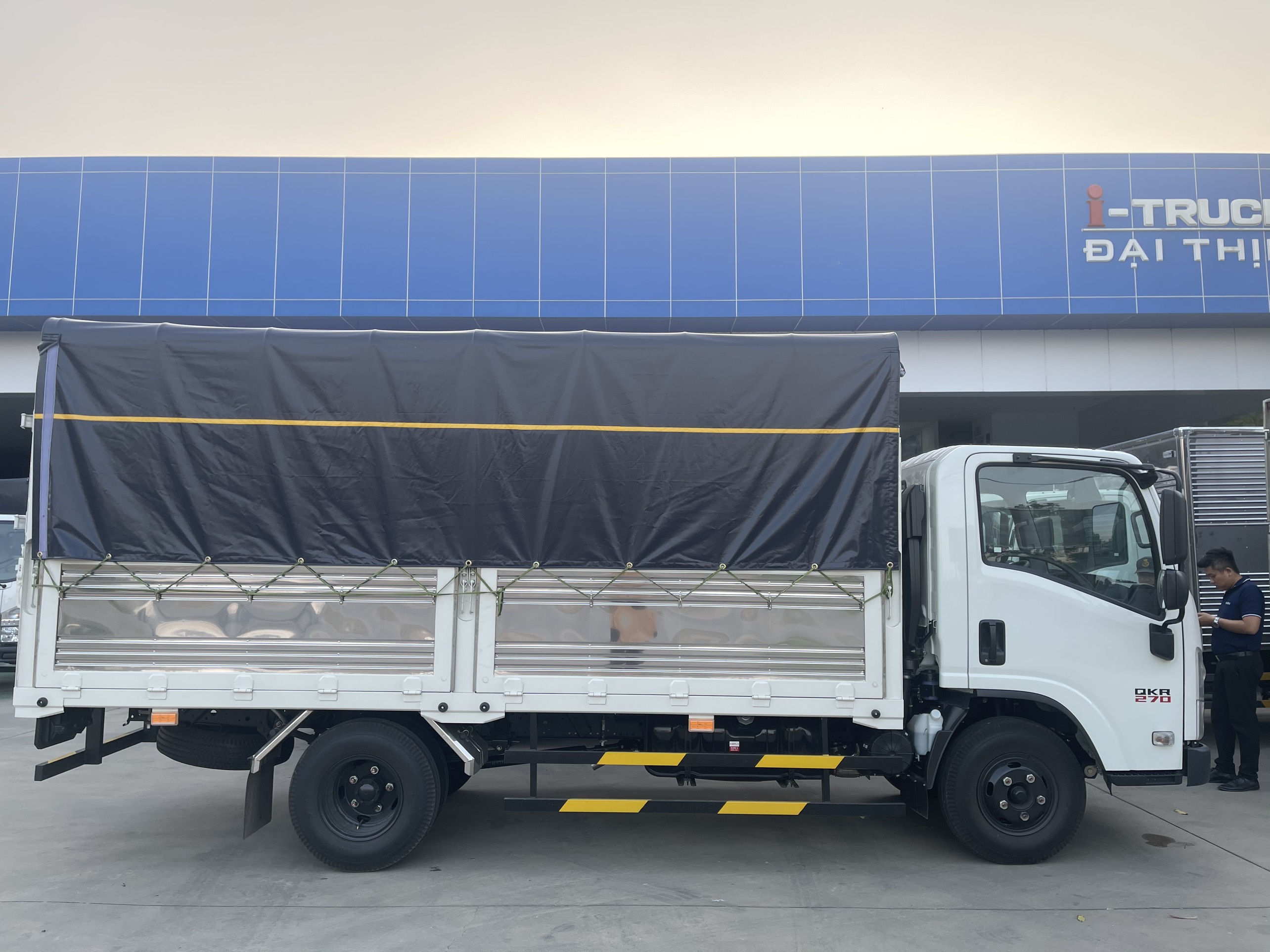 Hình ảnh xe XE TẢI ISUZU QKR270 EURO5 2T49-2T79- 2025