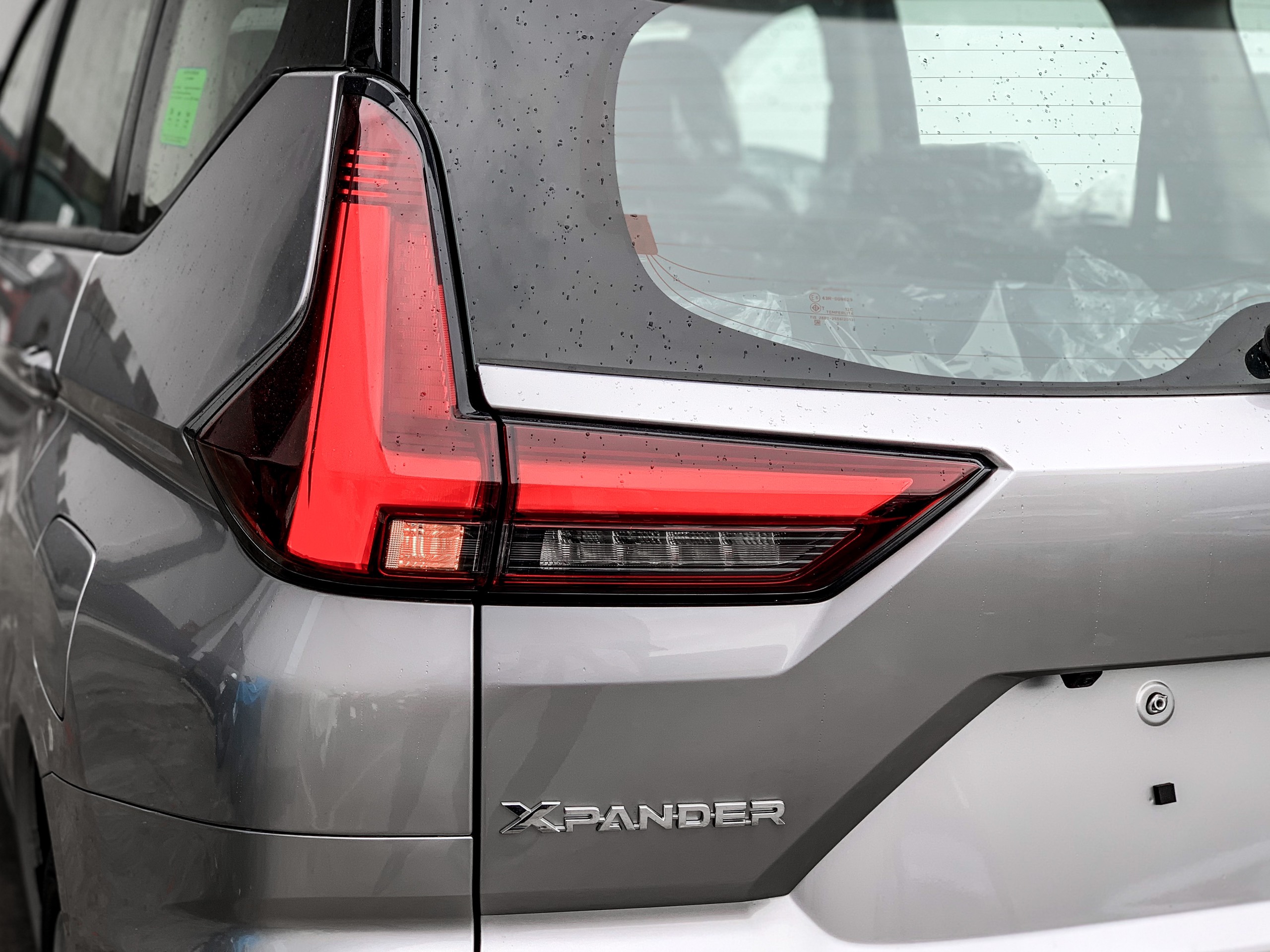 Hình ảnh xe MITSUBISHI XPANDER AT ECO - 2025 - XAM BAC