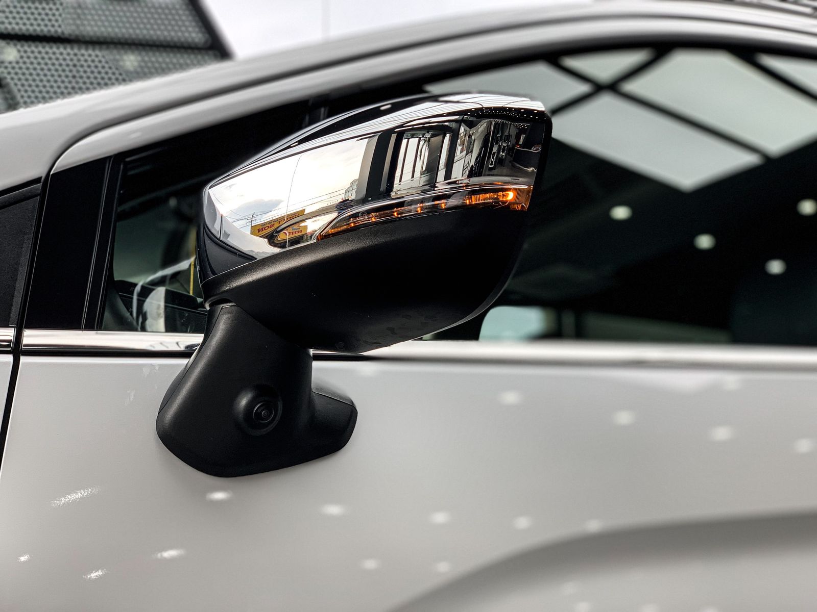 Hình ảnh xe MITSUBISHI XPANDER CROSS - 2025 