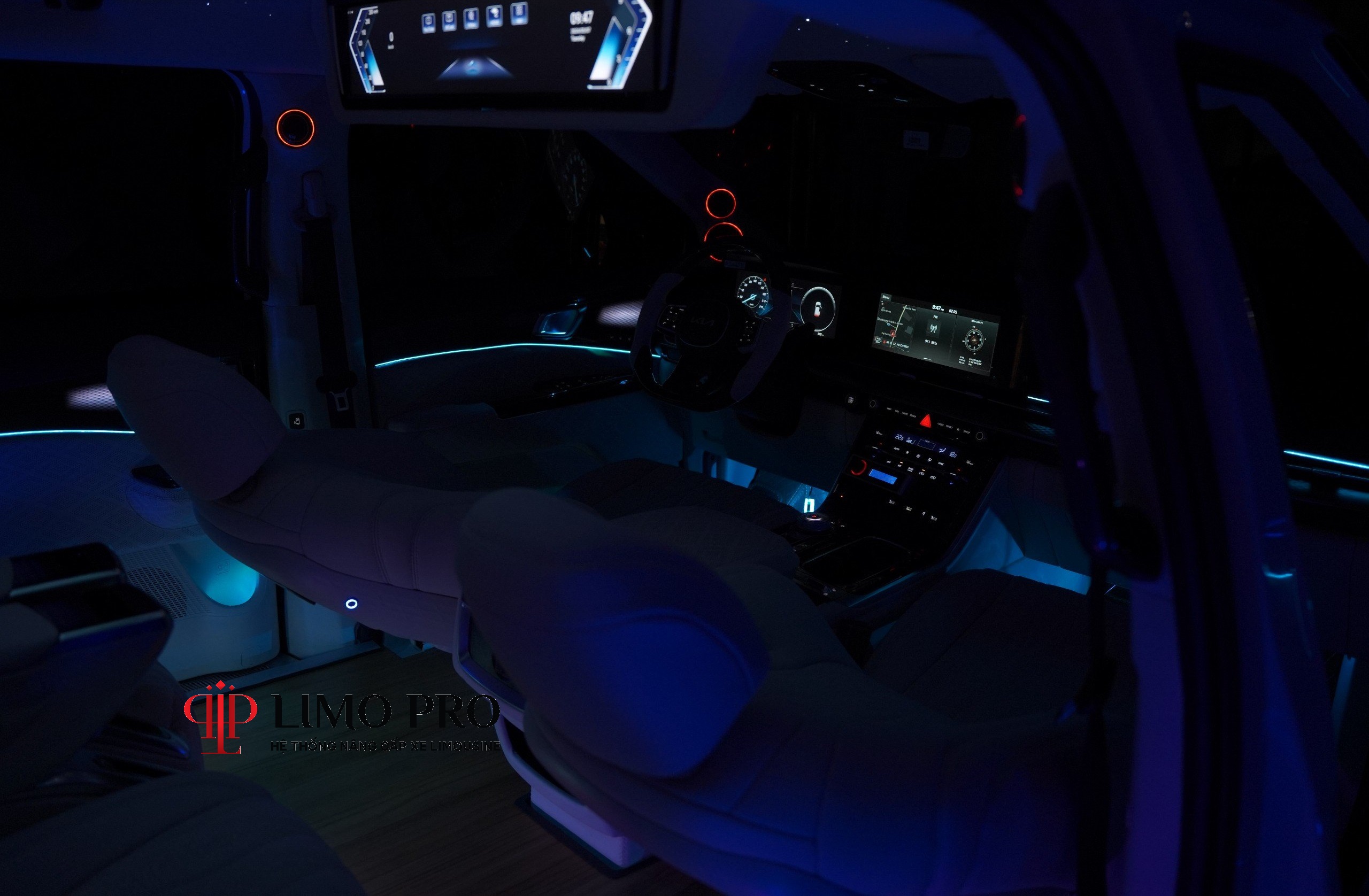 Hình ảnh xe TRẦN SAO RƠI – SAO BĂNG LIMOUISINE